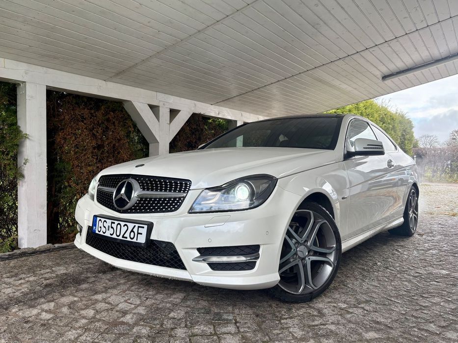 Mercedes-Benz Klasa C Bezwypadkowy, zadbany, po wymianie rozrządu, komplet opon