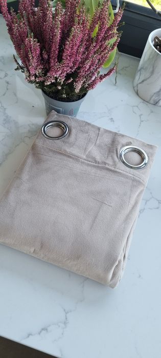 Zasłony welurowe welur klasyczne 140x250 beż krem długi na przelotkach