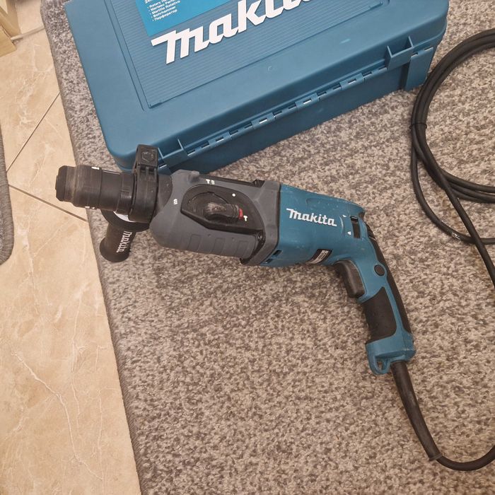 Młotowiertarka Makita HR2470T
