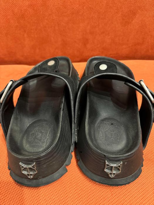 Круті брендові шльопанці