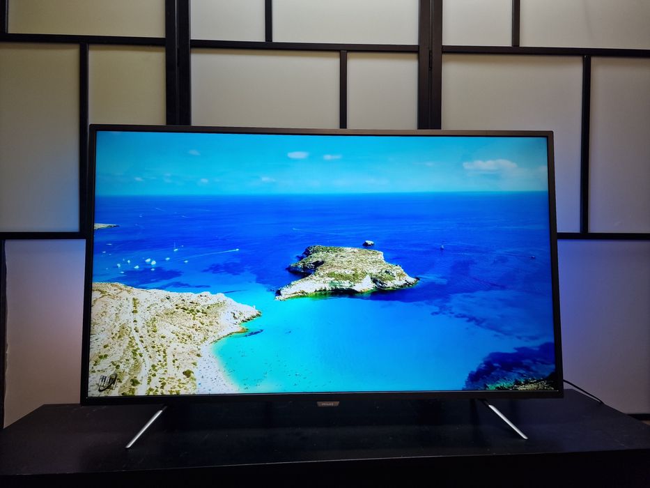 Philips 50cali Ambilight Android 4K UHD SMART Telewizor