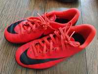 Buty halowe Nike