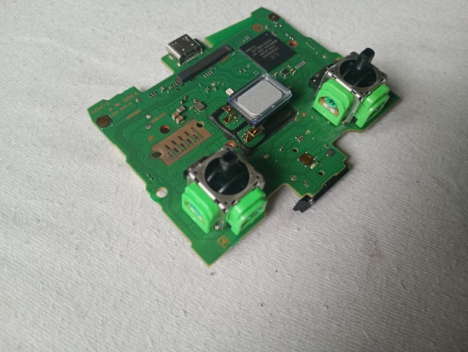 Analogi pad PS4 PS5 PlayStation, wymiana, hall effect, TMR, favor