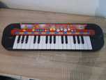 elektroniczne pianinko/keyboard marki Simba,my music world