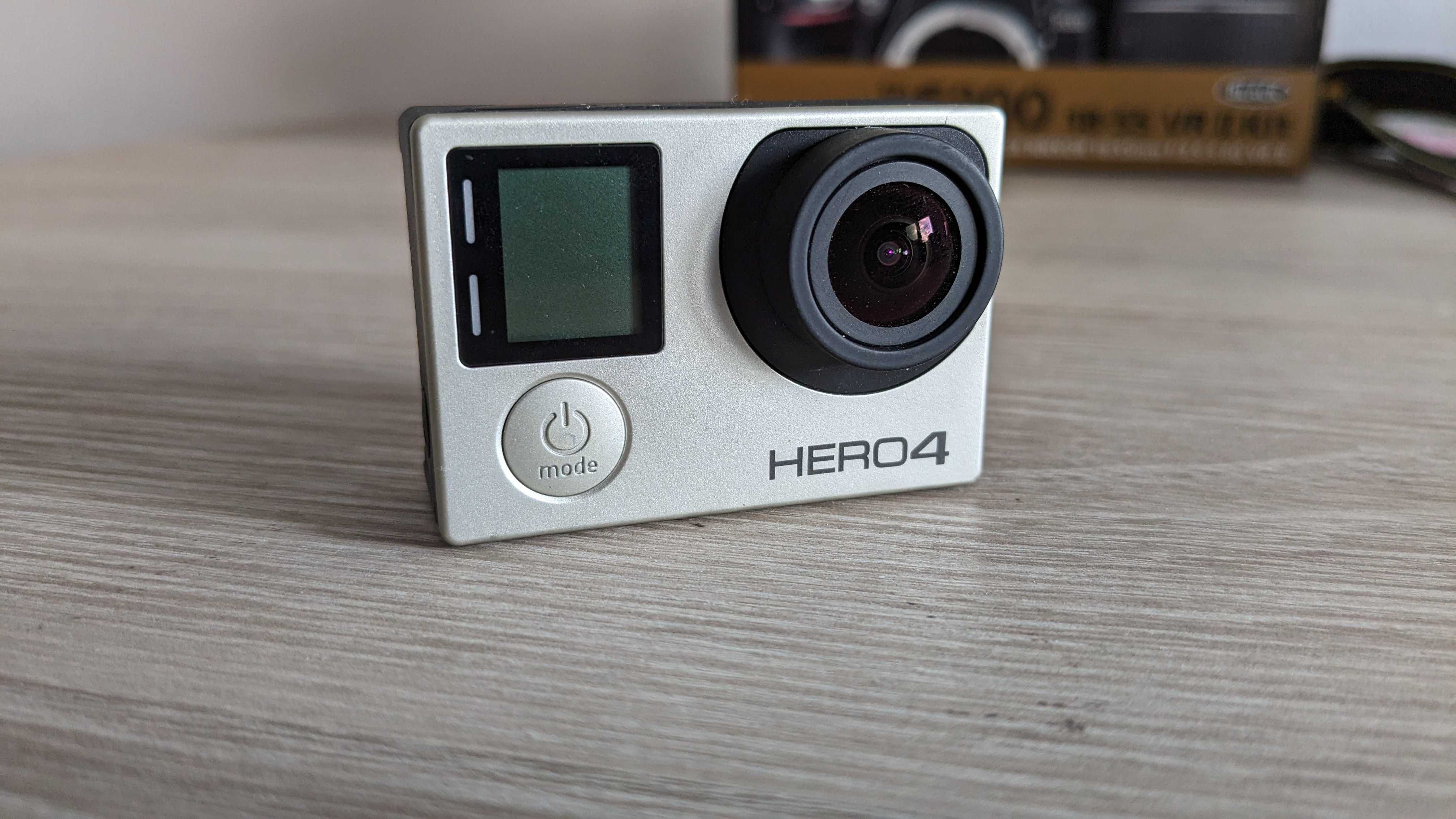 GoPro Hero 4 Silver + 2 Baterias + Memory Card + Acessórios