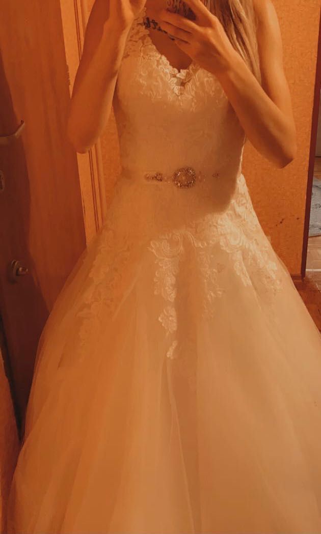 Suknia ślubna typ princesska