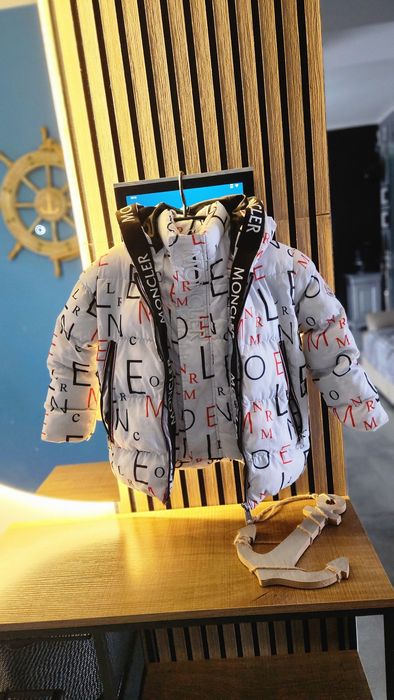 Kurtka zimowa monc 4/5 lat piękna