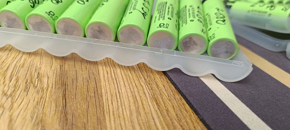 Акумулятор Panasonic NCR 18650PF 2700 mAh, 3,7В, 10А