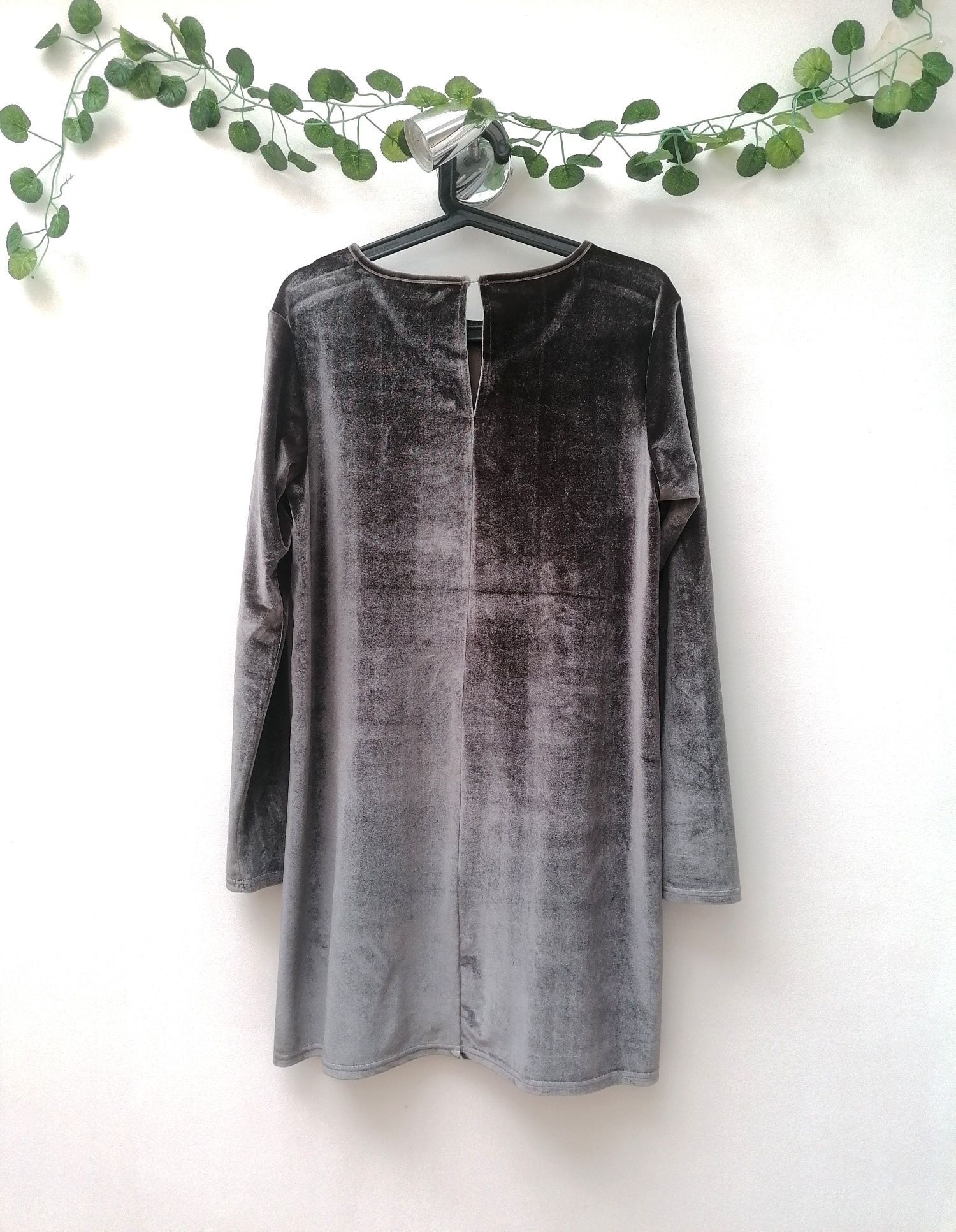 Vestido Aveludado Cinzento
