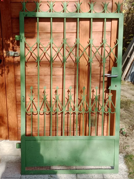 Furtka metalowa zielona