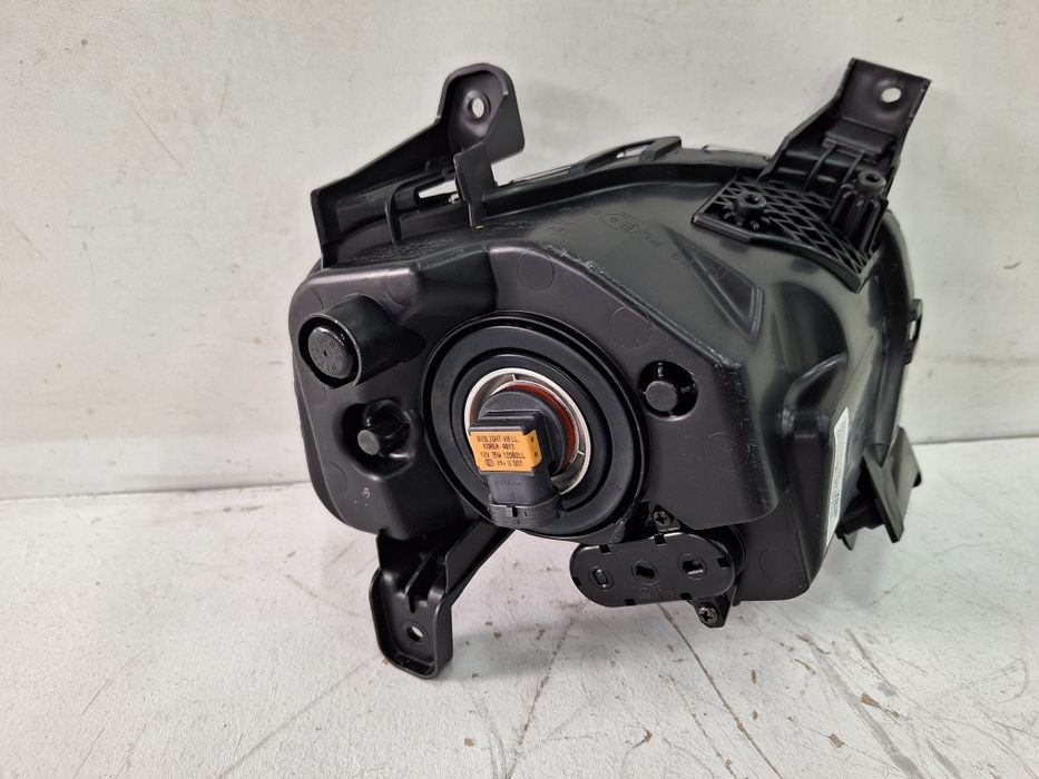 Halogen lewy Kia Ceed lll 3 nowy oryginalny