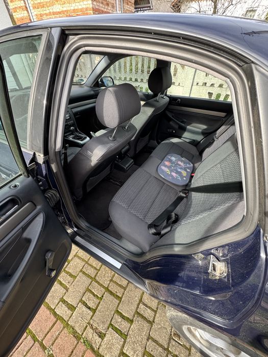 Audi a4c5 в продажі