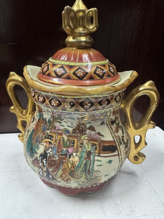 Urna vintage royal satsuma