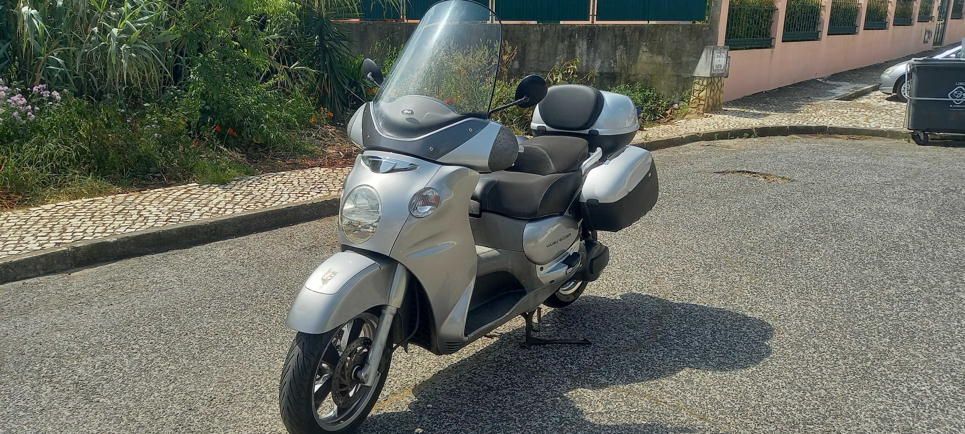 Aprilia Scarabeo 500 CVT