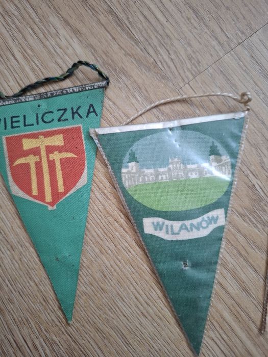 Zestaw starych proporczykow z PRL.Wieliczka Baranów Wilanów Tomaszów