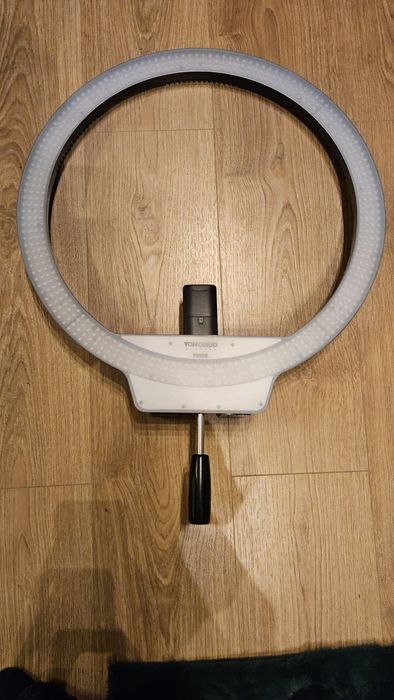Lampa LED ringowa yongnuo yn608