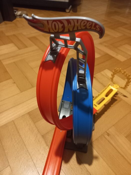 Hot wheels zestaw startowy + podwójna pętla + 3 auta