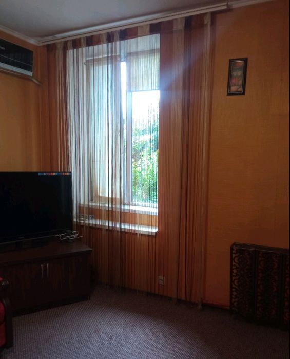 Здається  невеликий  будинок  Олександрівський район можна військовим