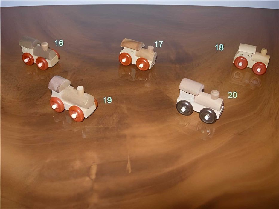 Киндер-сюрпризы. Локомотив.