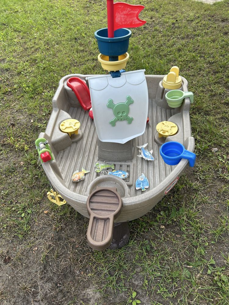 Дитячий водяний столик Піратський корабель Little Tikes
