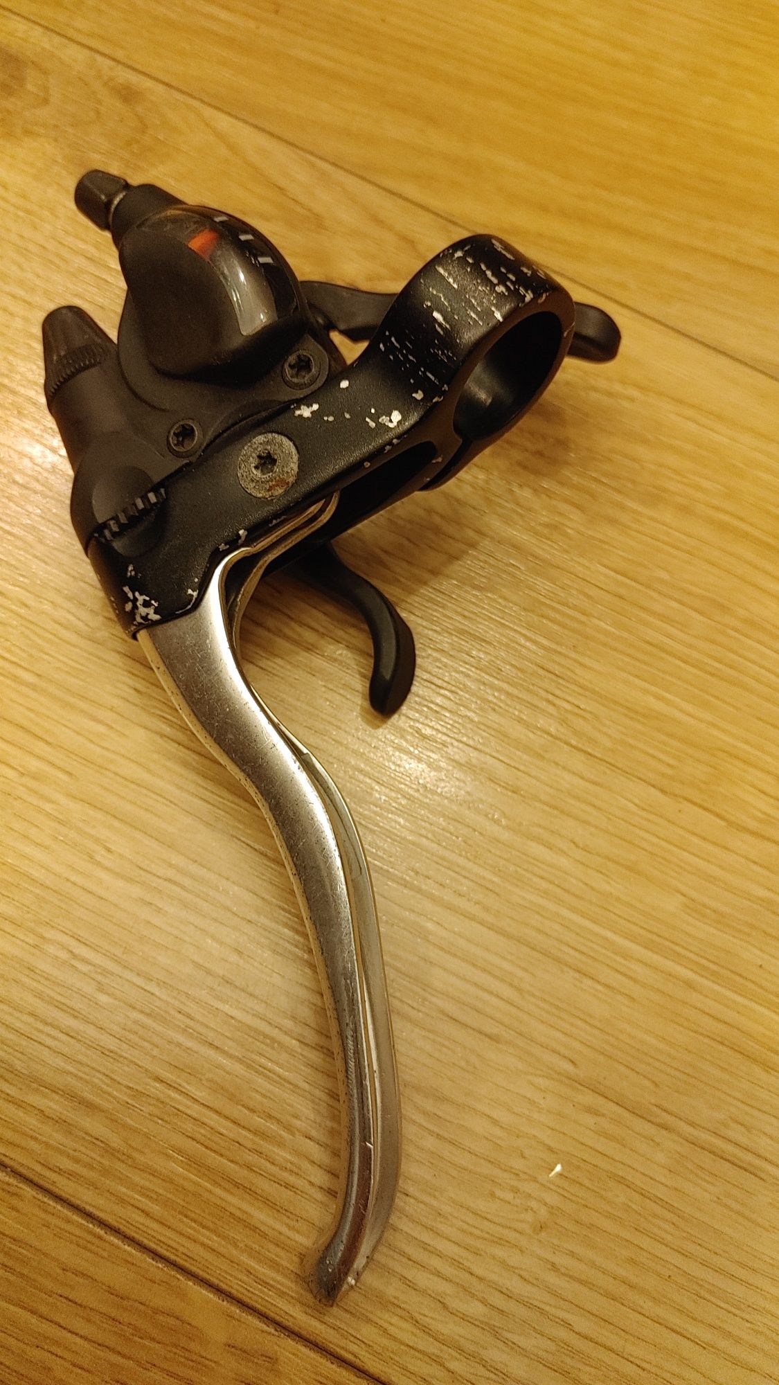 VELOCE FB Campagnolo klakonanetka lewa 3s sprawna