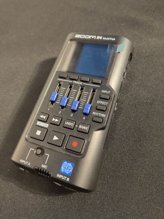 Zoom R4 MultiTrak – Rejestrator 32-bit Float – Stan IDEALNY / Jak Nowy