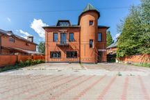 Продаж 3-поверхового будинку, с. Козин, Обухівський р-н
