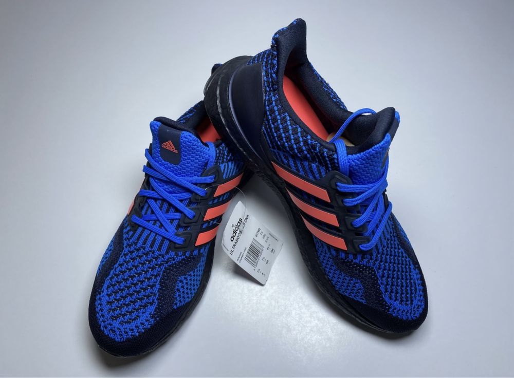 Кросівки Adidas ULTRABOOST 5.0 DNA SHOES BLACK/BLUE GY7952. Оригінал.