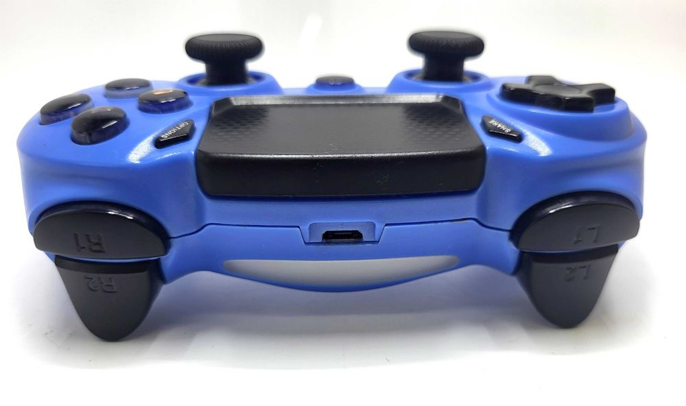 Kontroler steelShock do konsoli PS4