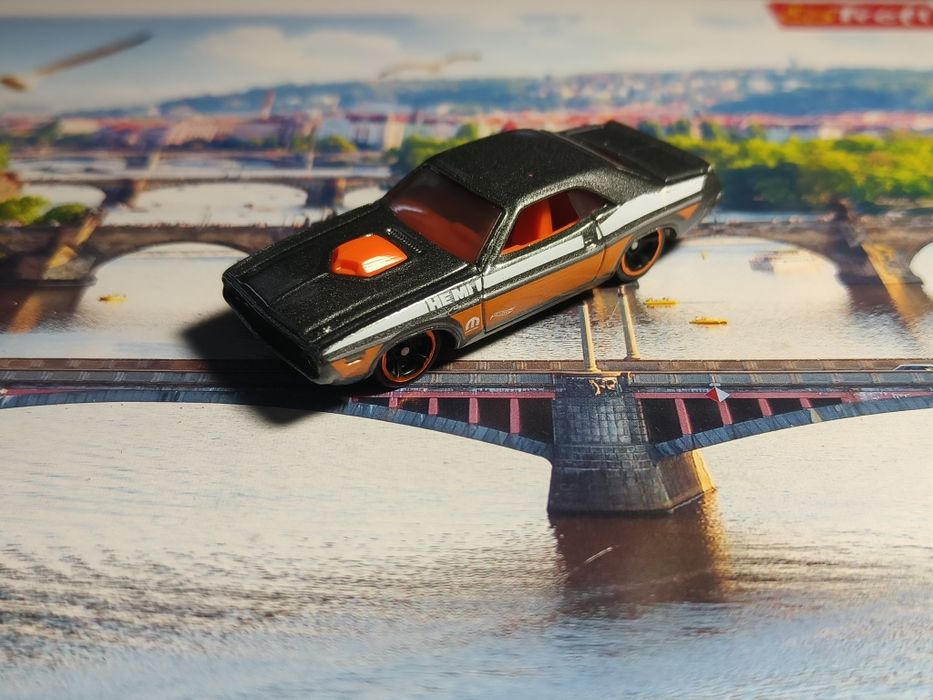 Hot Wheels 1970 Dodge HEMI Challenger