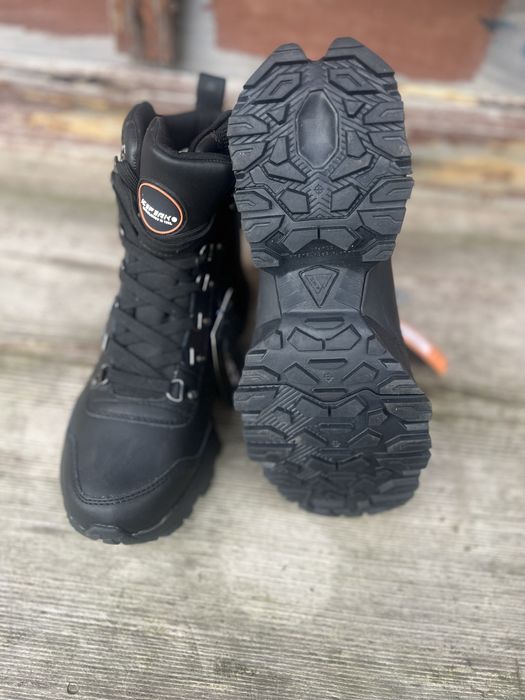 чорні зимові черевики Icepeak Aosta