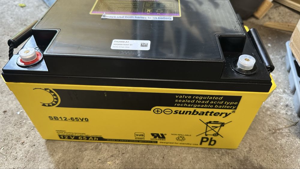 Akumulatory AGM 65ah