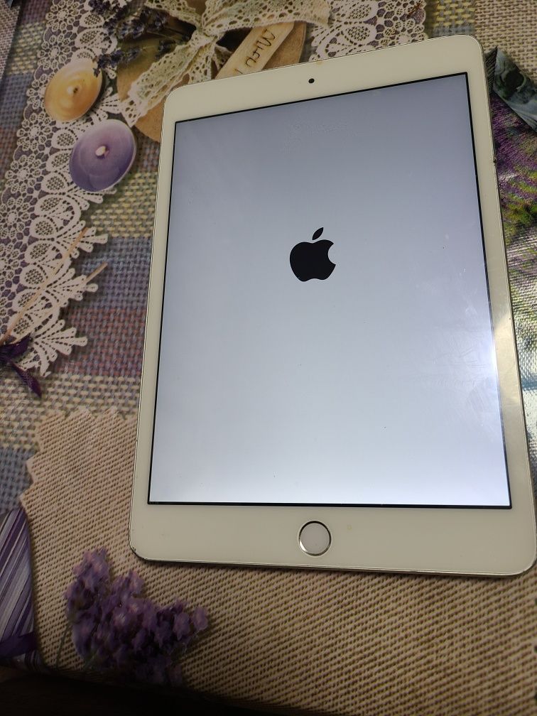 IPad Mini 3. I cloud чистий.