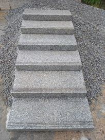 Schody granitowe rozbiórkowe, stopnice