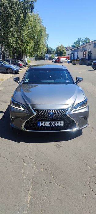 Lexus ES Sprzedaż Lexus Es 300h Prestige , pierwszy właściciel