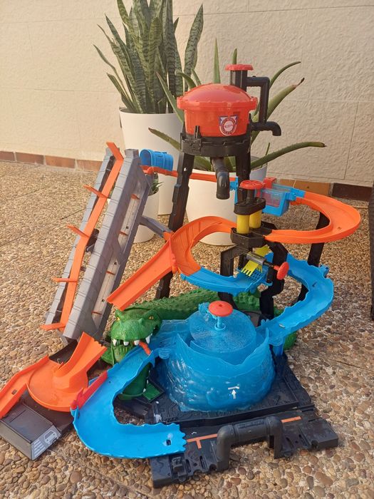 Pista Hot Weels lava Jato