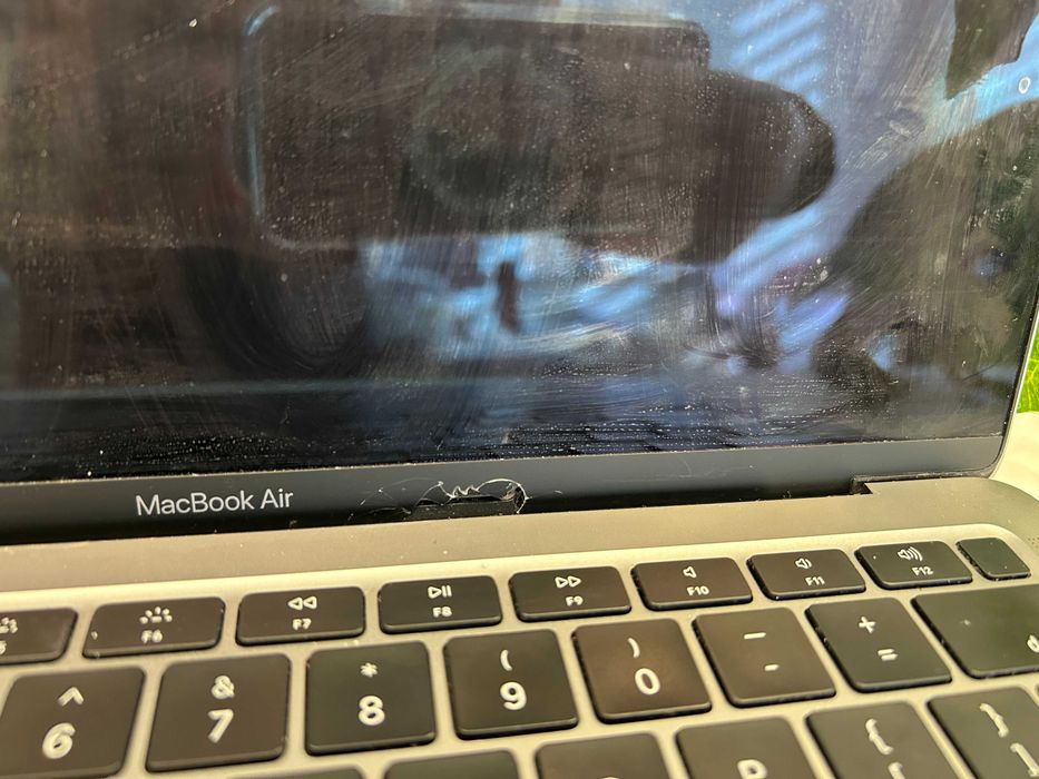 MacBook Air (Retina, 13-calowy, 2020 r.)