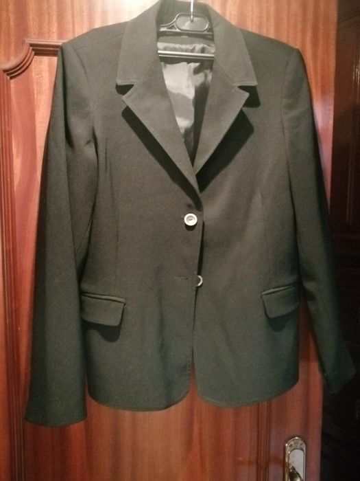 Casaco de mulher preto