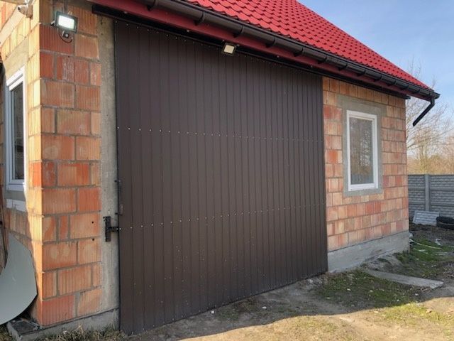 Brama garażowa stalowa