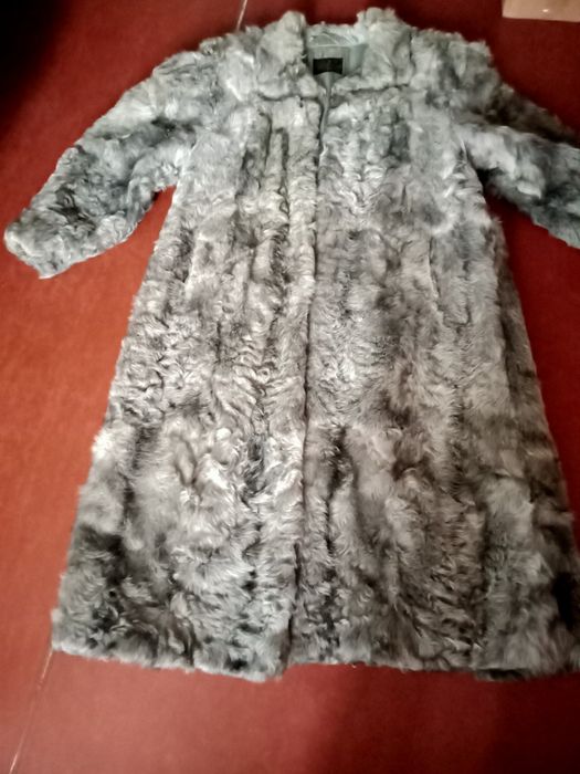 Продам шубу из меха козы