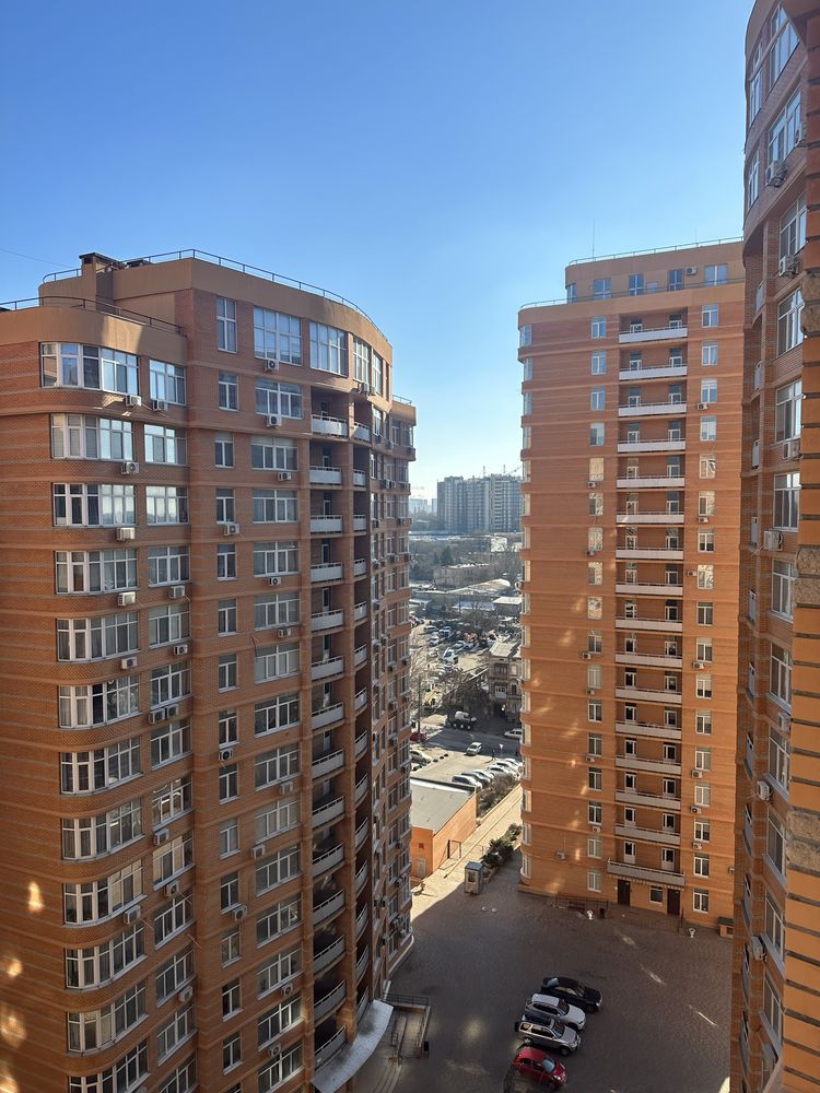 ЖК Люксембург / 5 мин до центра города! 2 комн жилое состояние