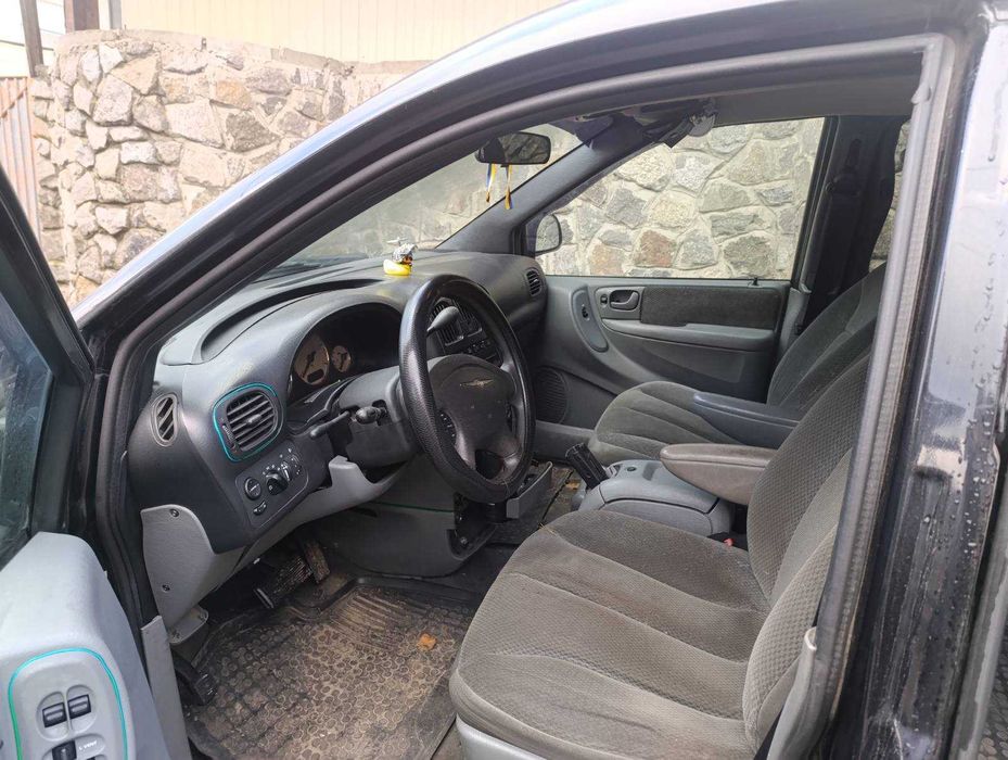 Сhrysler grand voyager Stow and Go