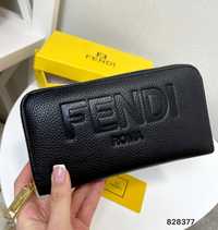 Шкіряний гаманець Fendi