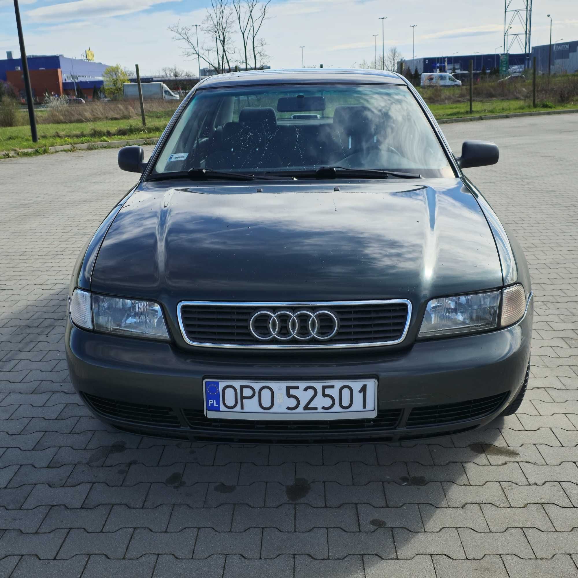 Audi A4 B5 110 km 1996r