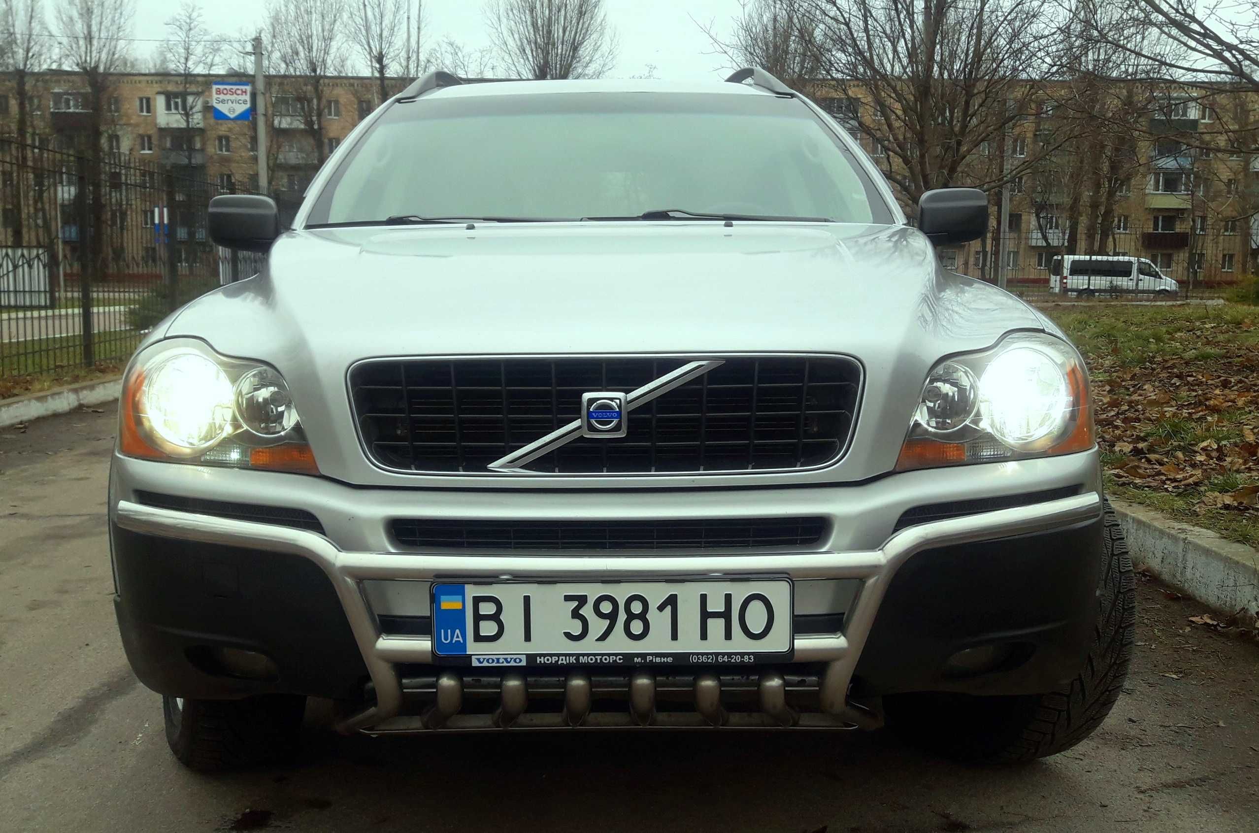 Volvo XC90 2,9 BI-TURBO 272л.с. газ расход: гор. 16л, трас. 12л. 7мест