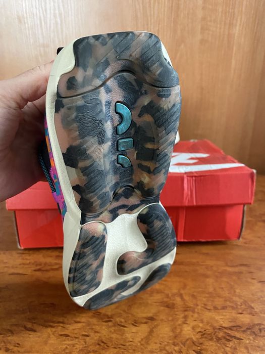 Кросівки жіночі NIKE