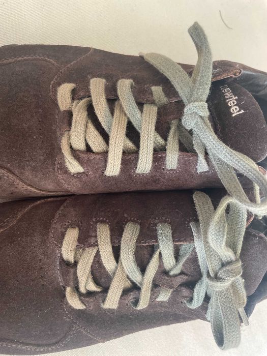 Tenis castanhos em camurça | Newfeel | 41
