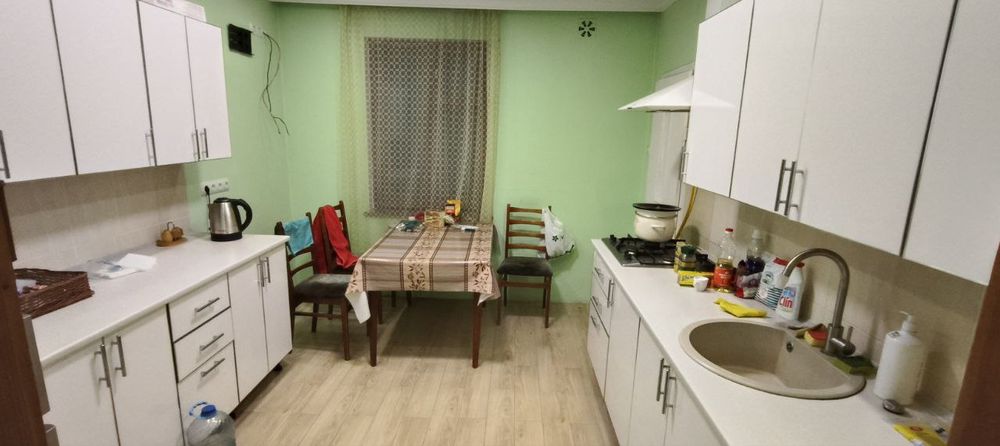 Подобово довготривало кімната в будинку