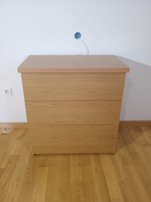 Комод на три шухляди розмір 78*43*82