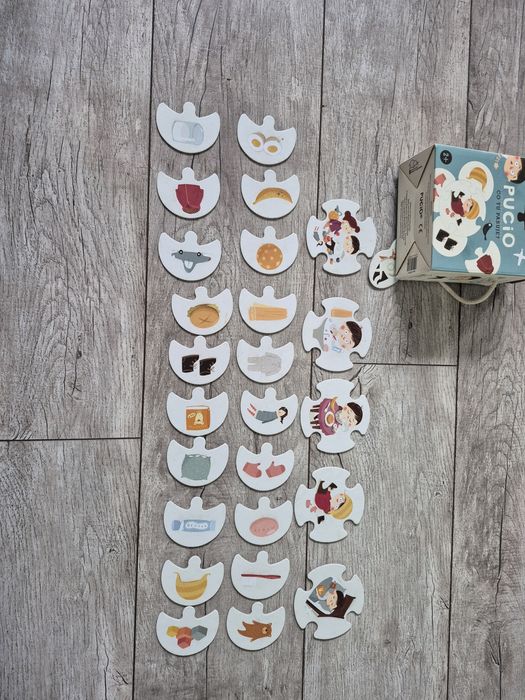 Puzzle pucio Używane Stan dobry